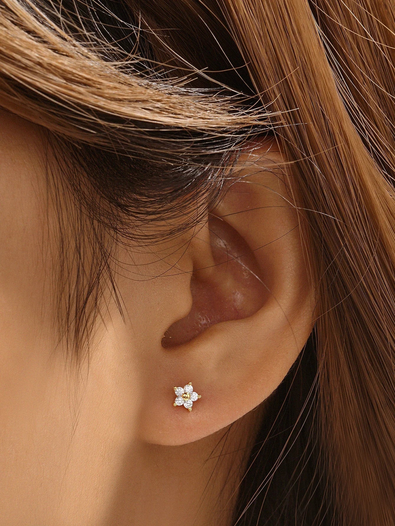 Elegant Flower Earrings with Cubic Zirconia – Georgia