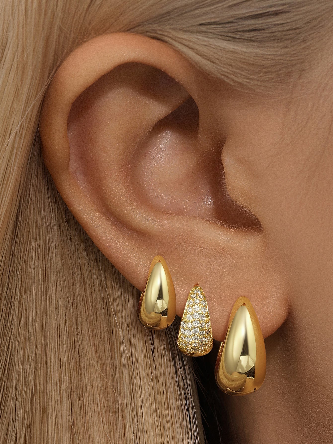 Elegant Classic Drop Earrings with Cubic Zirconia – Ellen