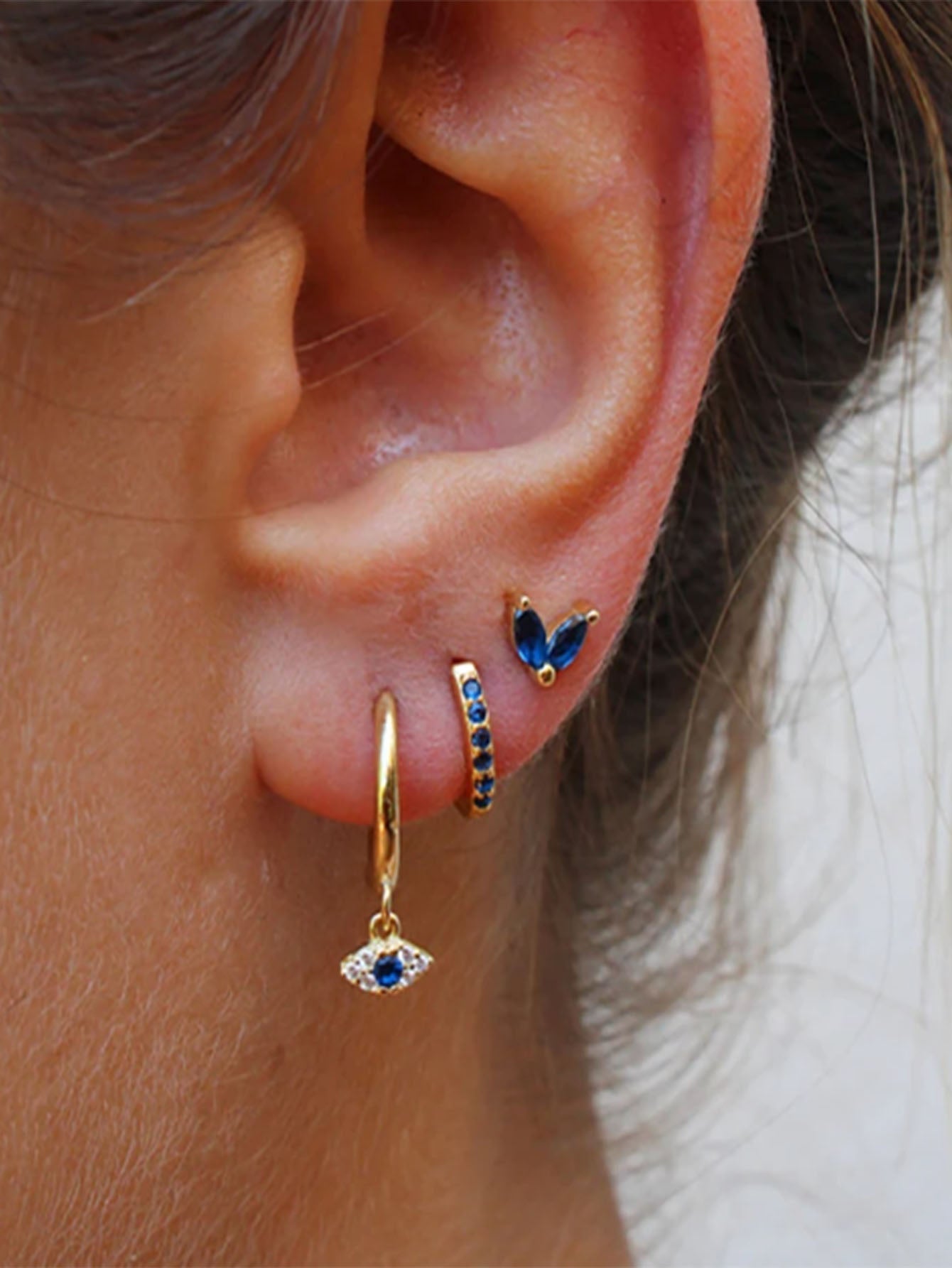 Hypoallergenic Blue Eye Earrings Set – Annabel